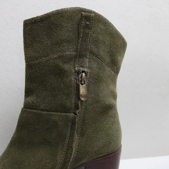Adrienne Vittadini Fonzie Olive Western Suede Heeled Booties Size 8.5 - Picture 5 of 15